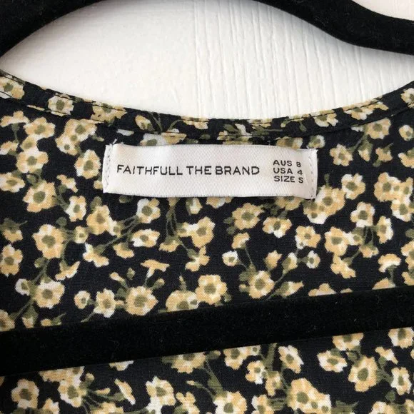 Faithfull The Brand Black & Cream Floral Short Sleeve Play Suit Romper Size 8 - Picture 10 of 10